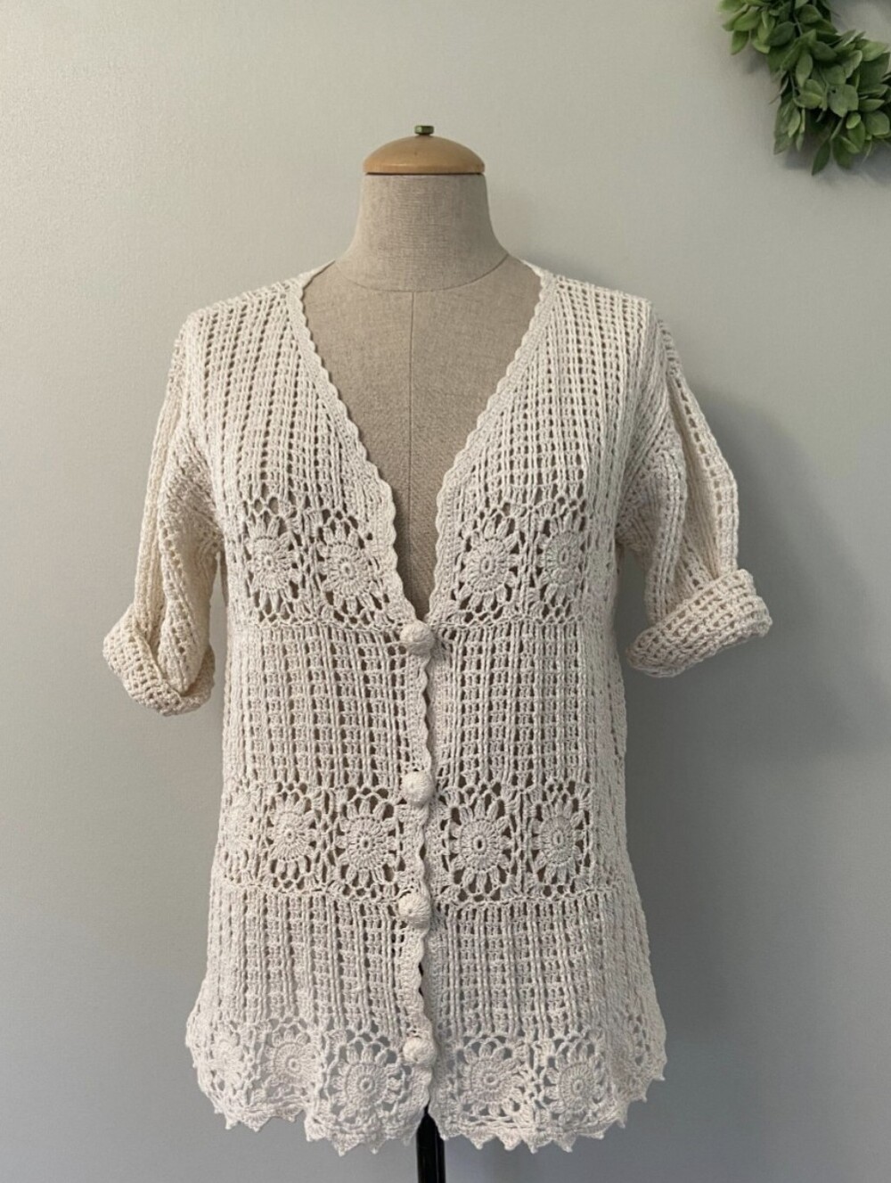🤍 VTG Handmade Crochet 3/4 Sleeve Buttoned Cardigan Cottagecore Feminine Whimsy